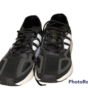 Womens Adidas ZX tennis shoes